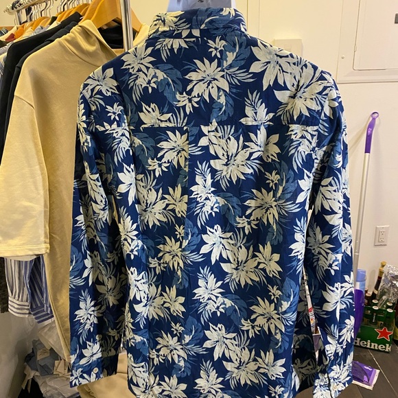 Summer Woven Shirt - Picture 2 of 5